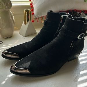 Men asos boots size 12